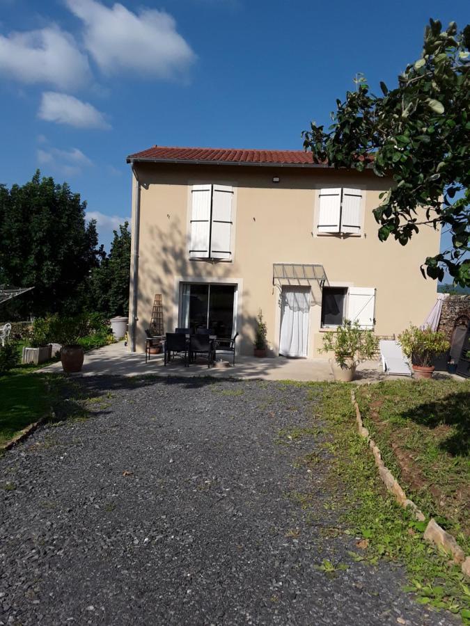 Bed and Breakfast La Charme Jalogny Exterior foto